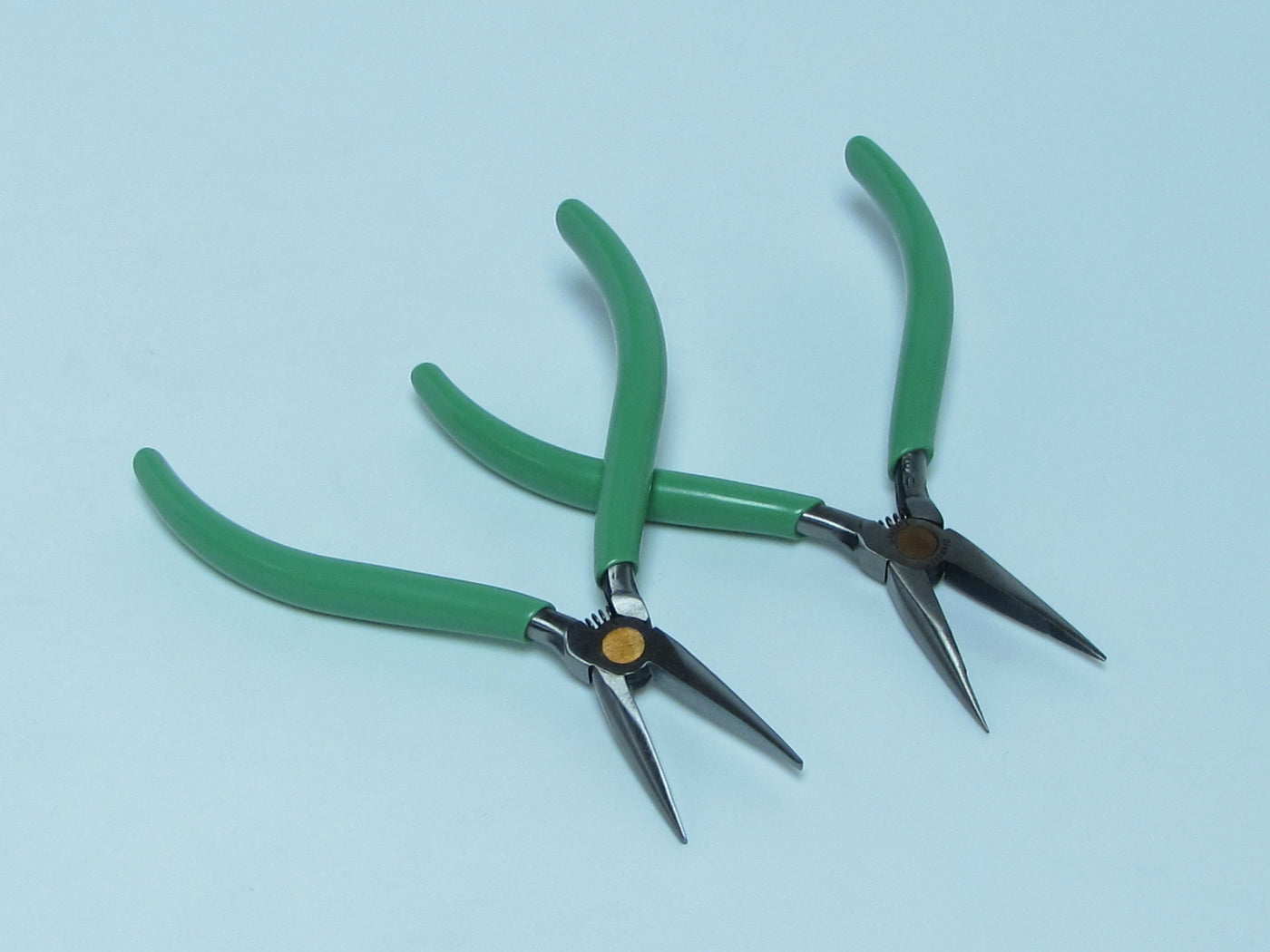 F54 Chain Nose Pliers