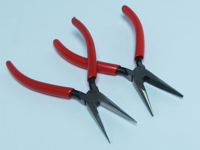 F55 Chain Nose Pliers